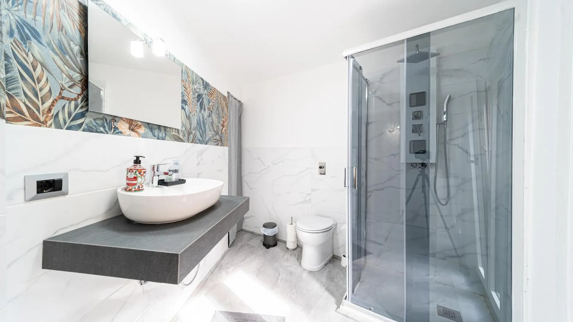 Apartment Volcano'S Suite - Mandorlo - The First Eco - Chic Suite In Sicily Catania Italy
