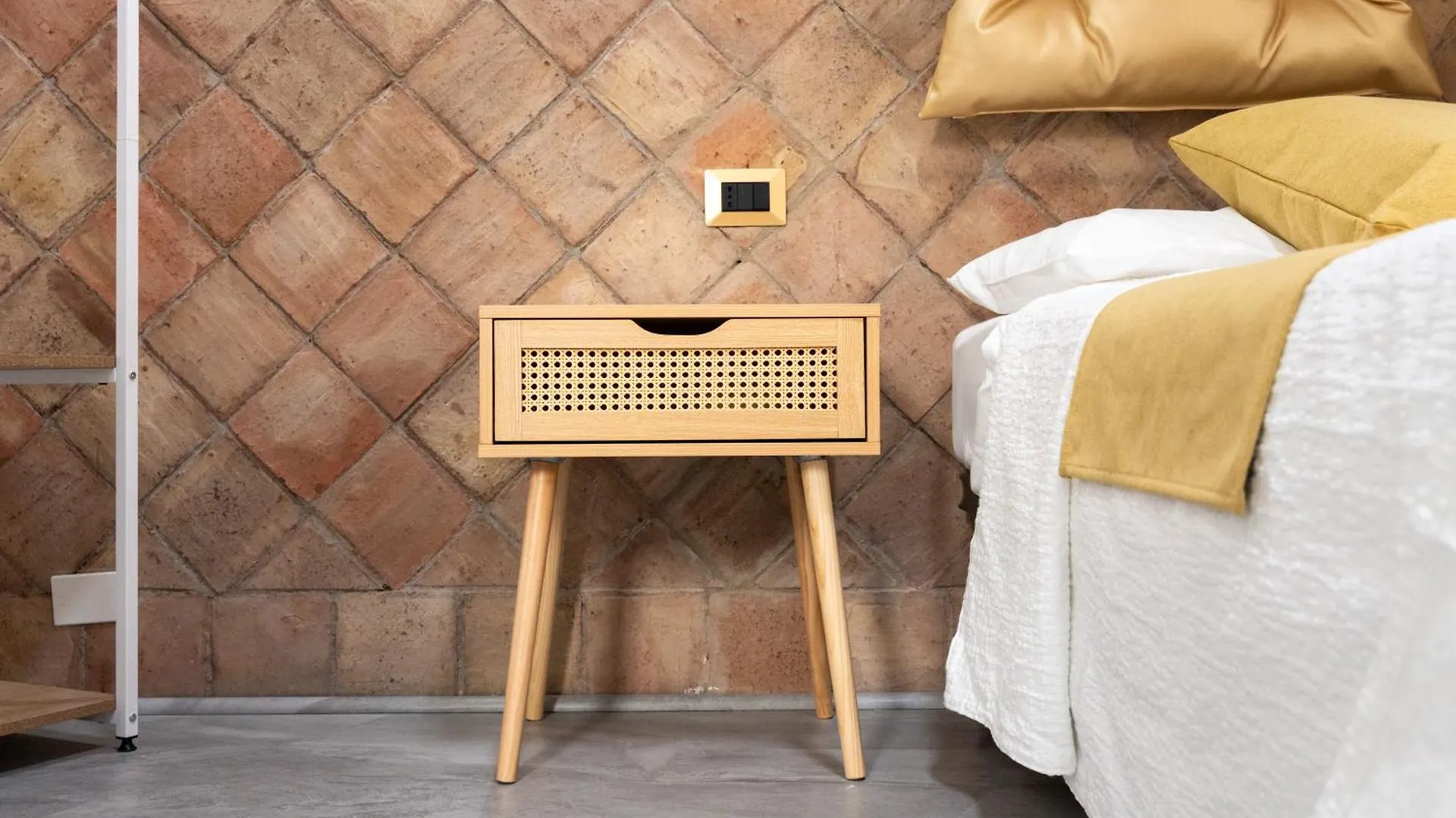 Volcano'S Suite - Mandorlo - The First Eco - Chic Suite In Sicily Catania Apartment